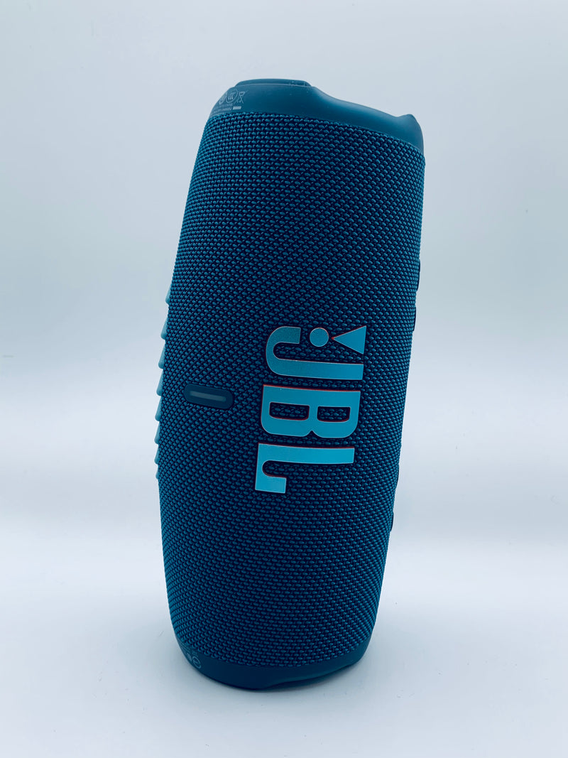 JBL Charge 5 – Potencia, resistencia y libertad